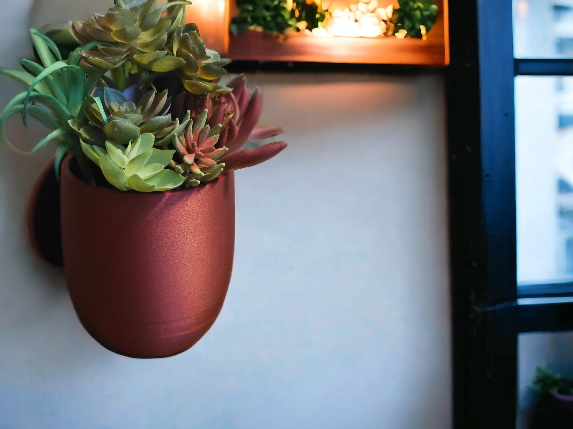 Wall Hanging 4.5 inch Flower Pot W/water tray