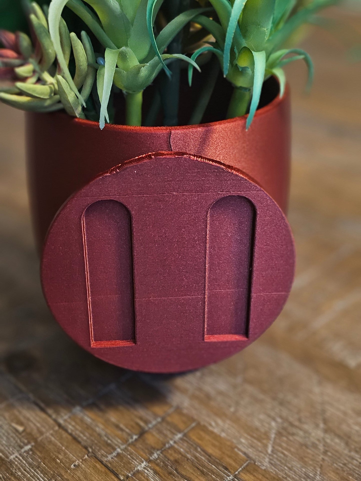 Wall Hanging 4.5 inch Flower Pot W/water tray
