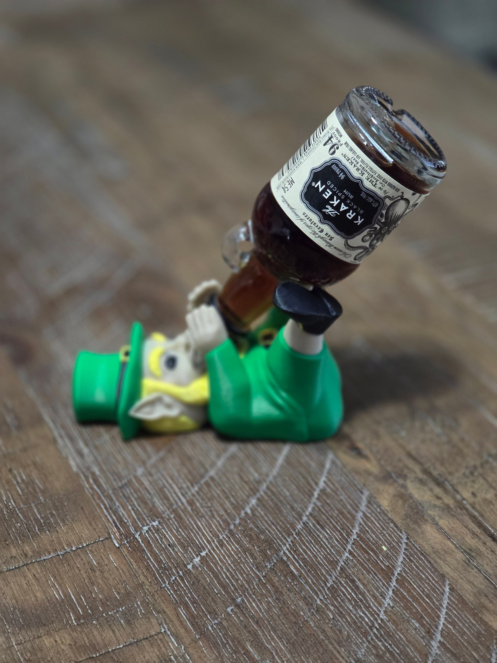 Leprechaun Drinking Mini Bottle Holder