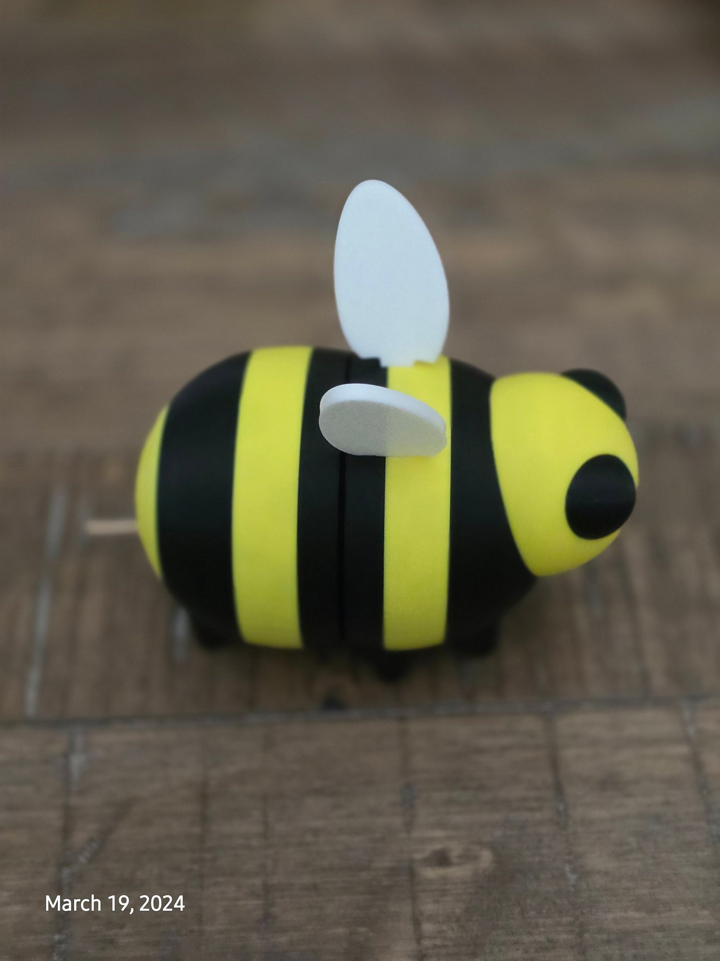 Bumblebee Toothpick Dispenser Holder