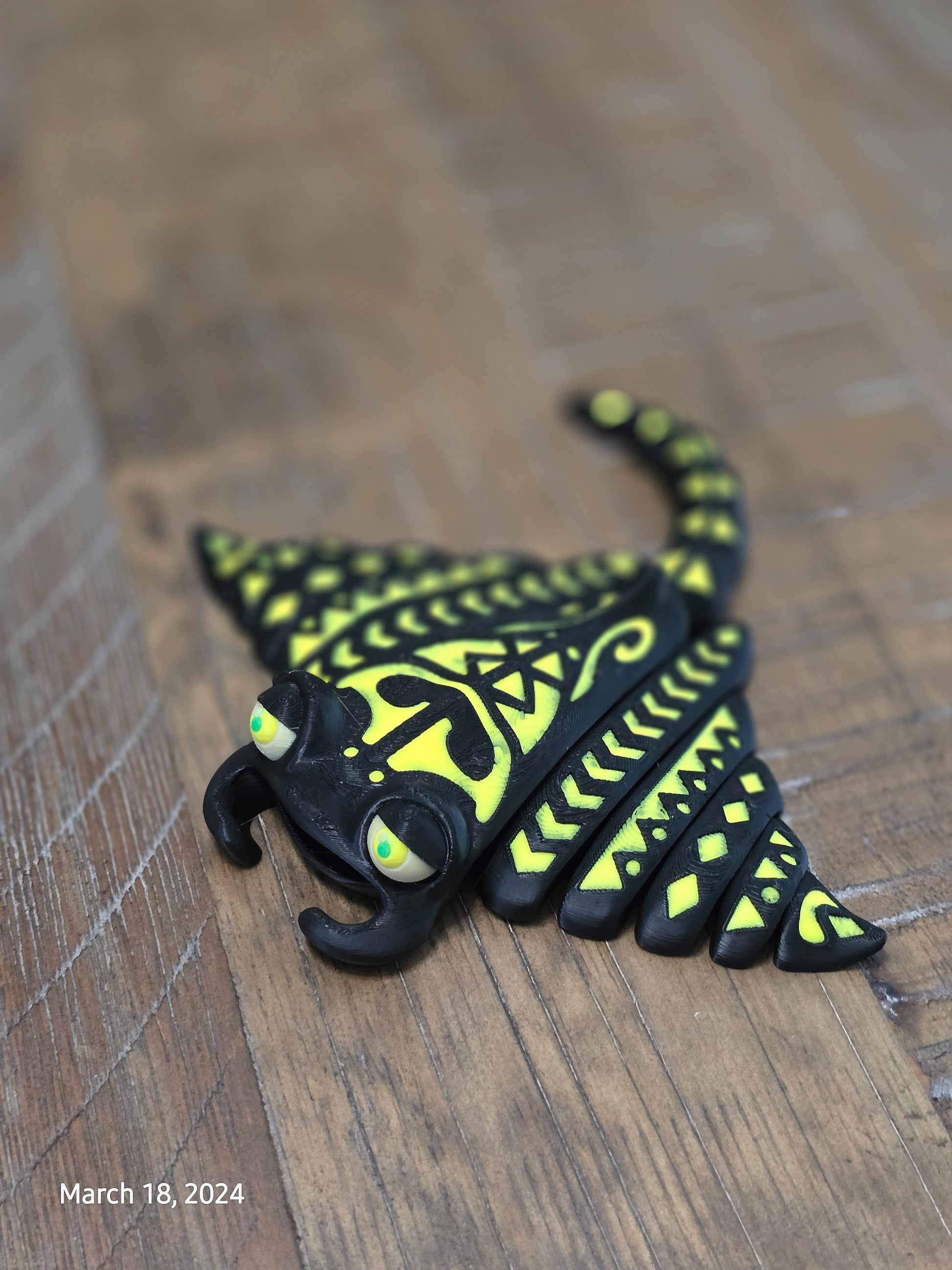 Flexi Manta Ray Fidget Toy