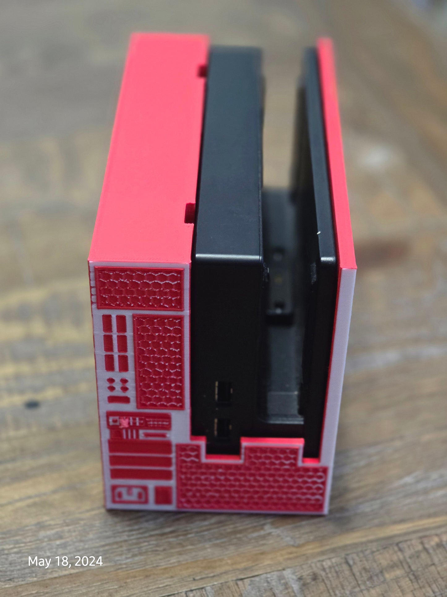 Custum PC Computer Display Nintendo Switch Docking Station.